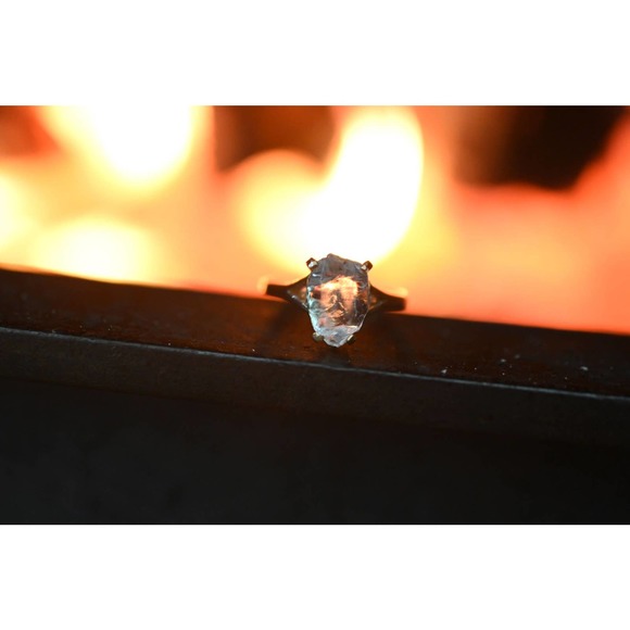 Size 5 14k Gold Diamond Ring, Raw Diamond Engagement Ring, Solid Gold En… - Picture 3 of 4